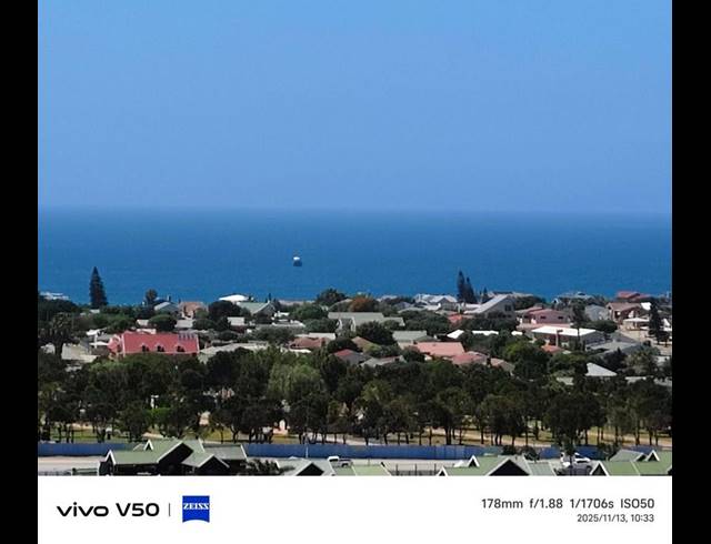 4 BEDROOM HOUSE FOR SALE IN HARTENBOS HEUWELS